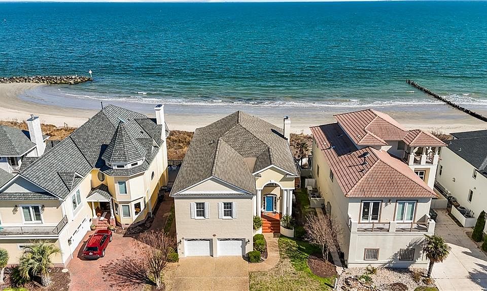 1st image of 44 Bay Front Pl