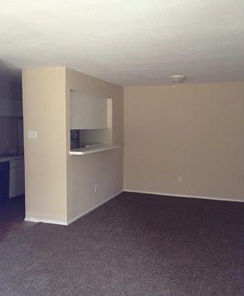 3rd image of 8110 Skillman St APT 2048