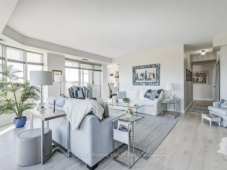 2511 Lakeshore Rd W #519 — Photo 6