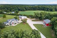 photo property thumbnail