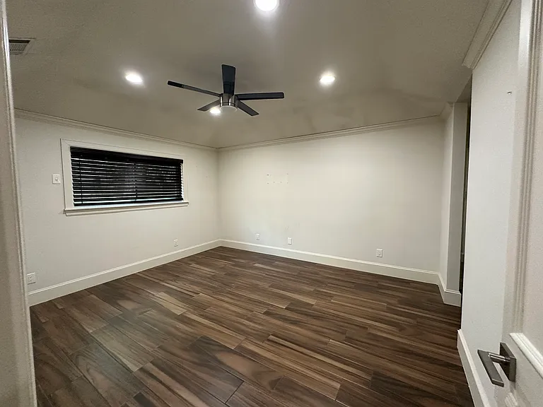 9834 Windemere Ct — Photo 4