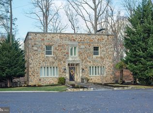 8 Center Rd, Towson, MD 21286