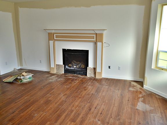 3rd image of 2702 15th St SE