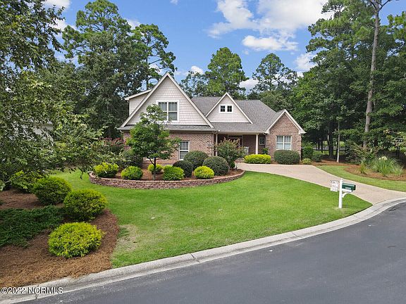 2nd image of 1820 Baywater Court SE