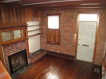 4th image of 524-526 S Pearl St