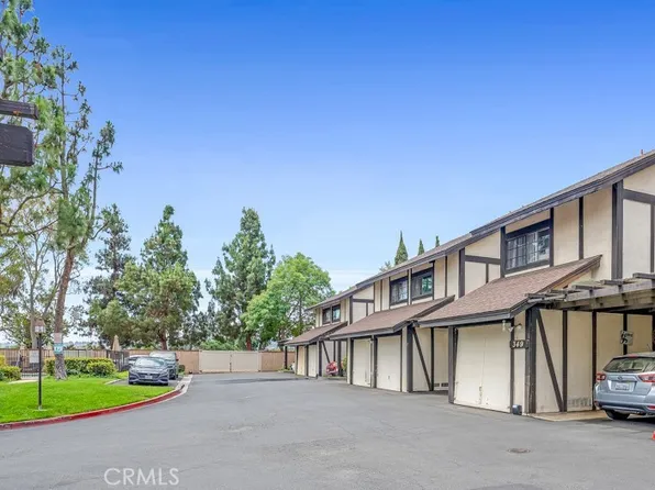 349 S Monte Vista St #20, La Habra, CA 90631