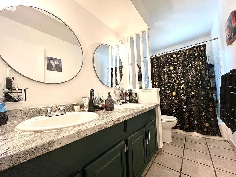 811 Holmes Dr — Photo 12