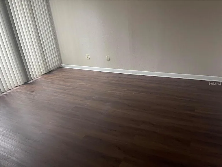 851 Bayway Blvd #103 — Photo 18
