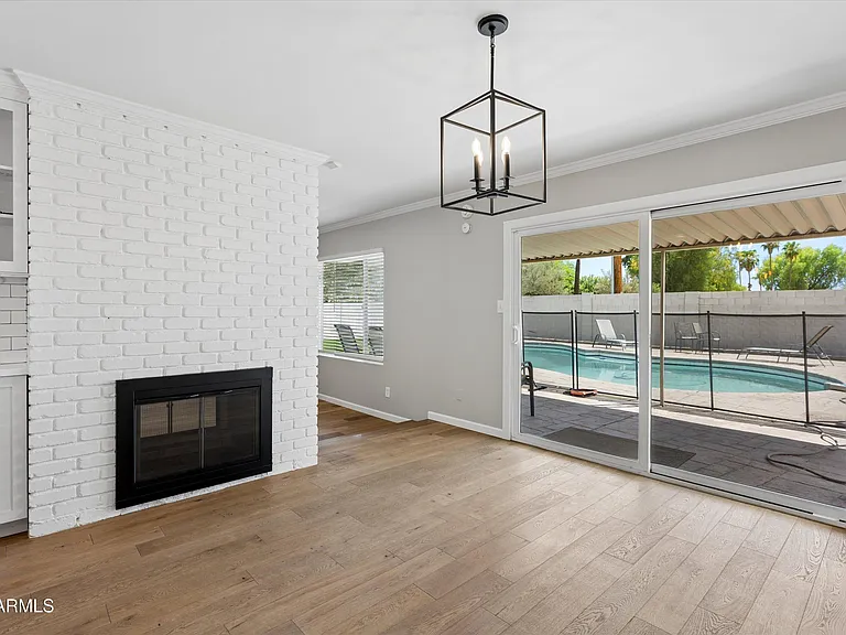 5401 E Beck Ln — Photo 17