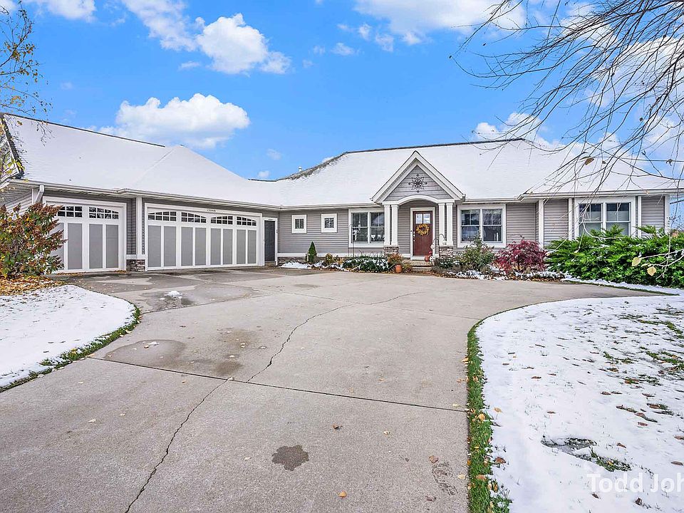 1st image of 15066 Silver Fir Dr