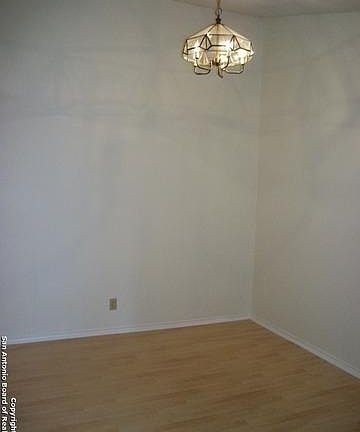 5th image of 1907 Creek Hill St