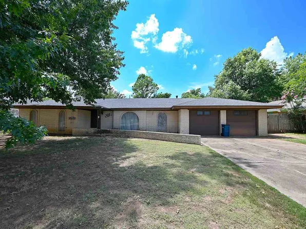 2816 N Crescent Dr, Stillwater, OK 74075