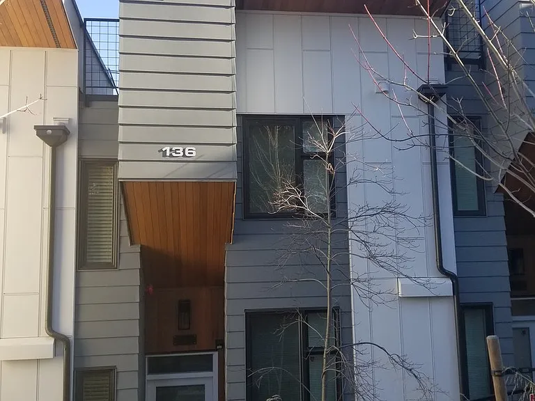 136 107th Ave SE — Photo 2