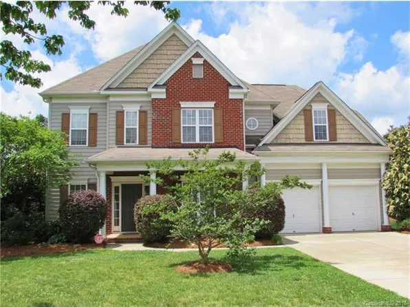 512 Montgrove Pl NW, Concord, NC 28027