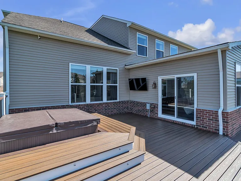 15745 Diamante Dr — Photo 58