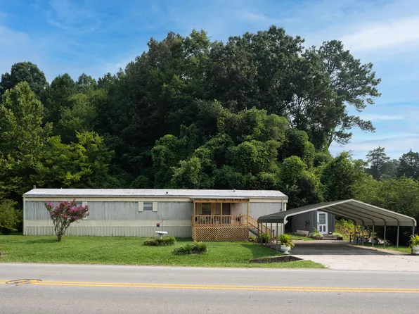 927 Lakeview Dr, Rossville, GA 30741