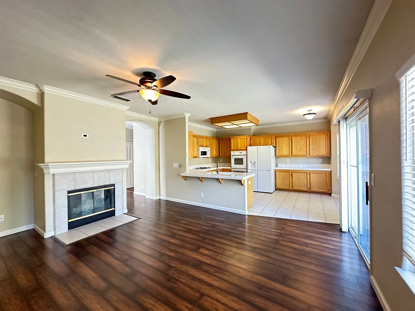 4 bed/ 2 ba house - S Yuba City — Photo 4