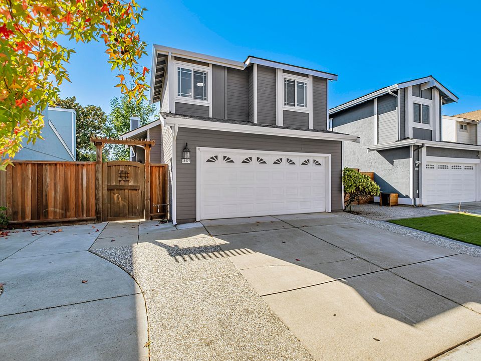 1st image of 34427 Benedick Ln