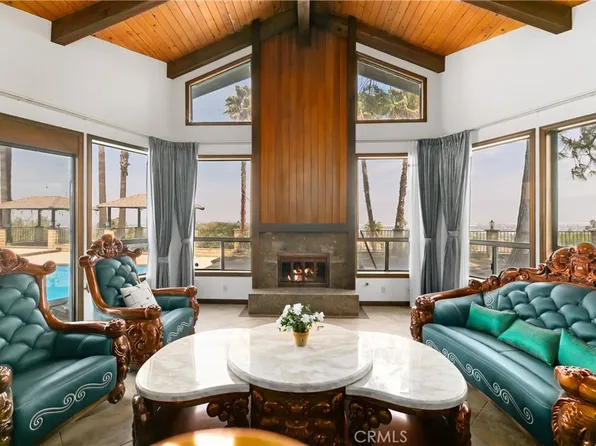 1605 Walter Ct, Colton, CA 92324