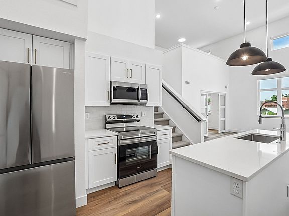 3rd image of 4345 N Tennyson St #316