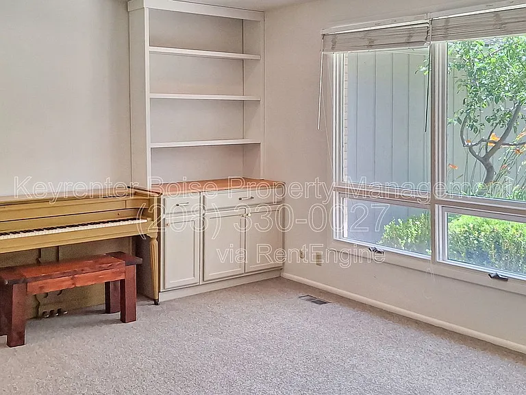 254 W Fall Dr — Photo 10