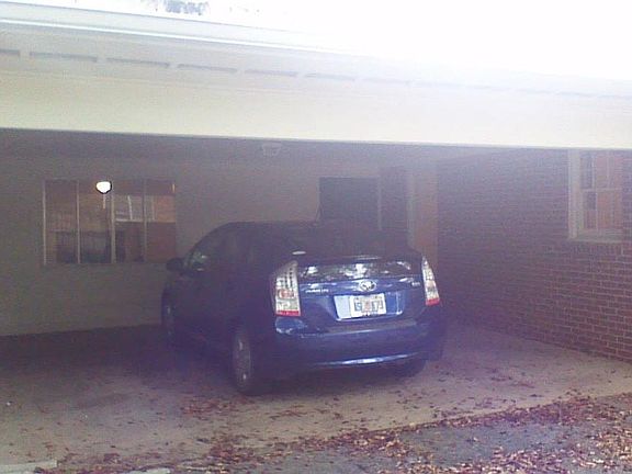 2nd image of 925 Chestwood Ave