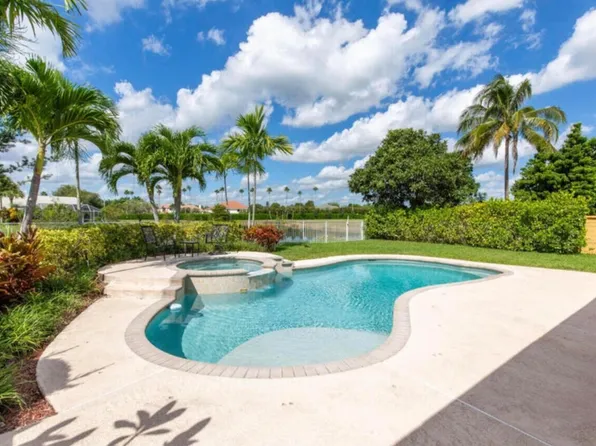 2465 Country Golf Drive, Wellington, FL 33414
