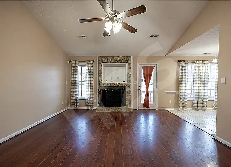 1476 Aultroy Dr — Photo 5