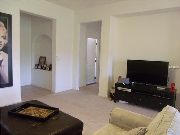 4th image of 1366 Priory Cir