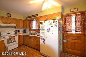 4th image of 373 Clearview Dr