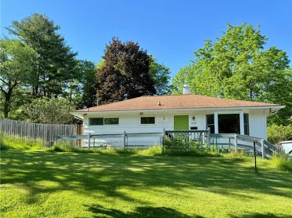412 Hook Pl, Ithaca, NY 14850