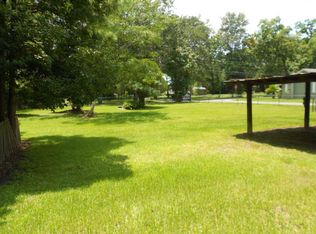 Kelly Ave, Marianna, FL 32446