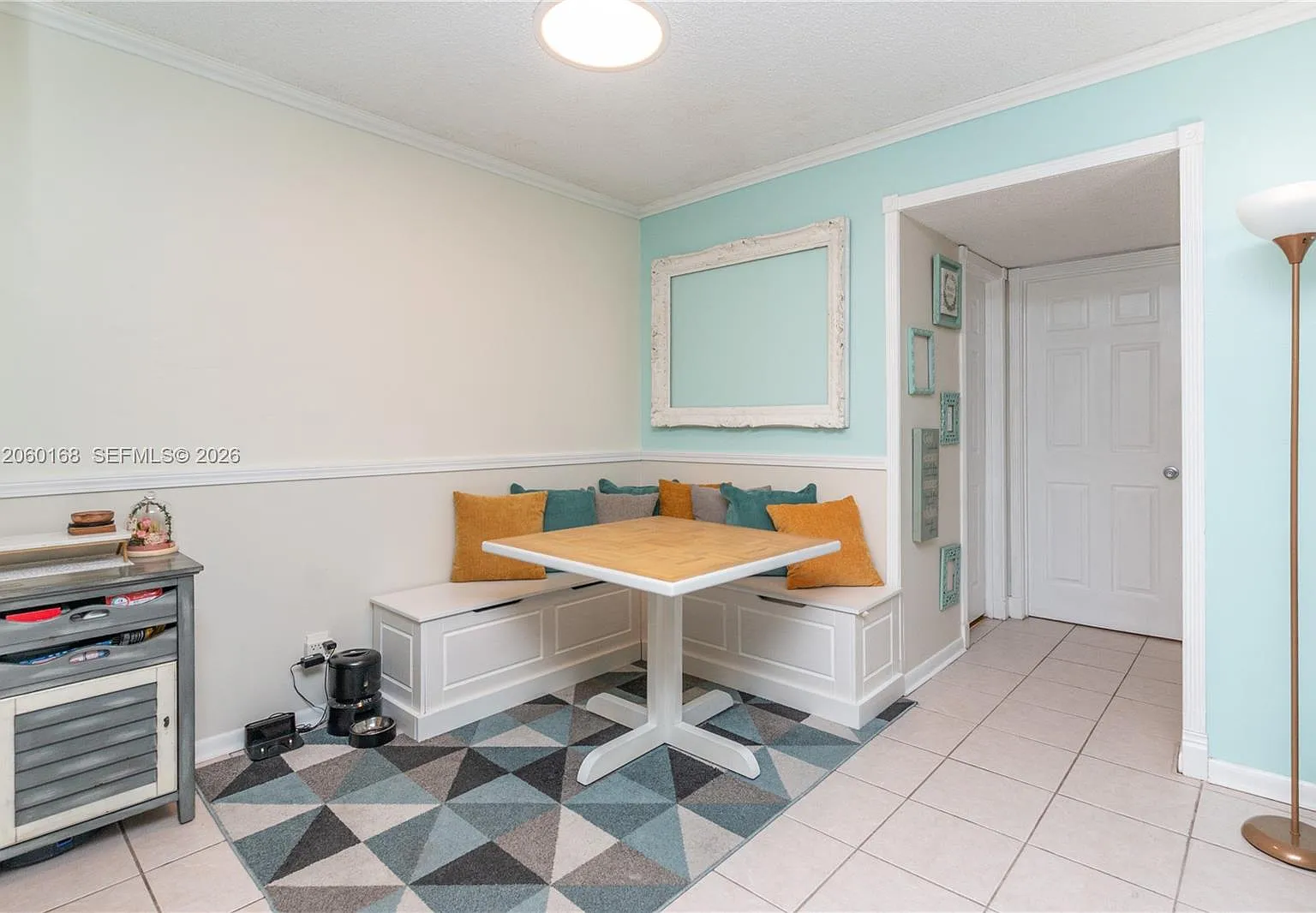Santa Monica Condominium — Photo 4