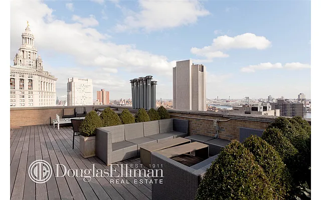 Sold by Douglas Elliman | media 16