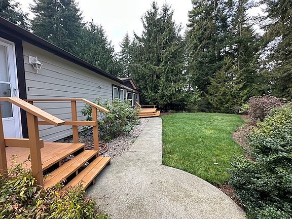 5th image of 2130 E 6th Ave