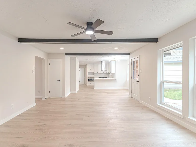 28814 Enchanted Dr — Photo 10
