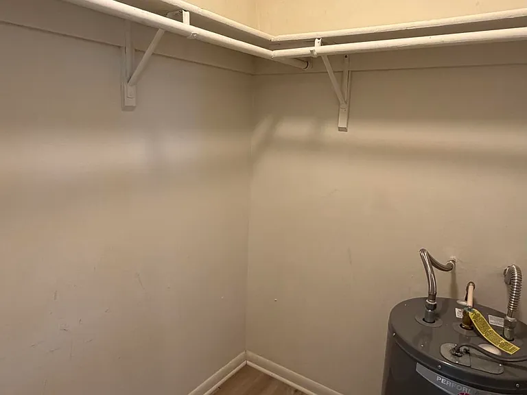 5168 NE 6th Ave #431 — Photo 7