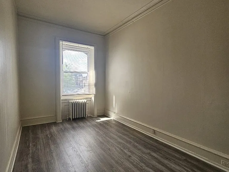 4023 Locust St #2 — Photo 5