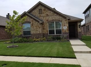 604 Wounded Knee Dr, Crossroads, TX 76227