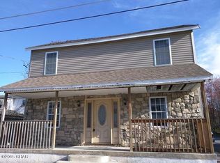 21 W Market St, Sheppton, PA 18248