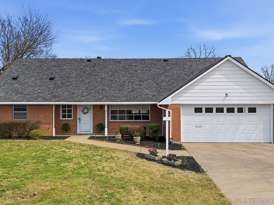1st image of 1324 Lariat Dr