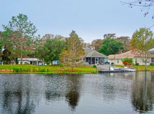 1656 River Rd, Astor, FL 32102