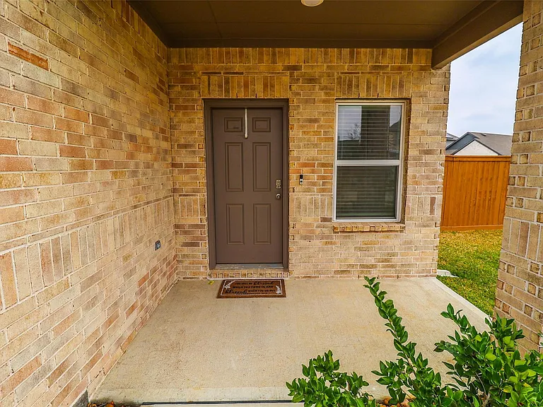 22202 Palladium Dr — Photo 2