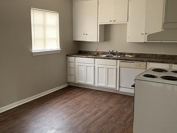 4th image of 705 Northside Dr