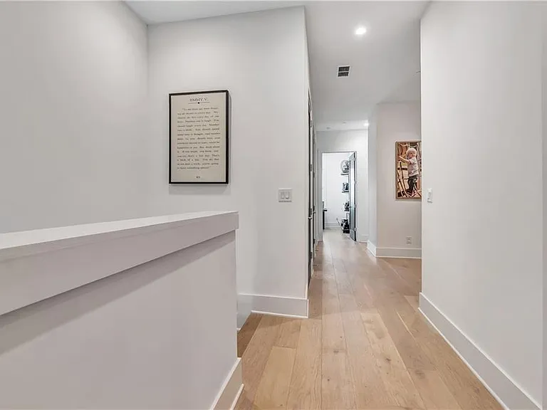 580 Heatherden Ave — Photo 21