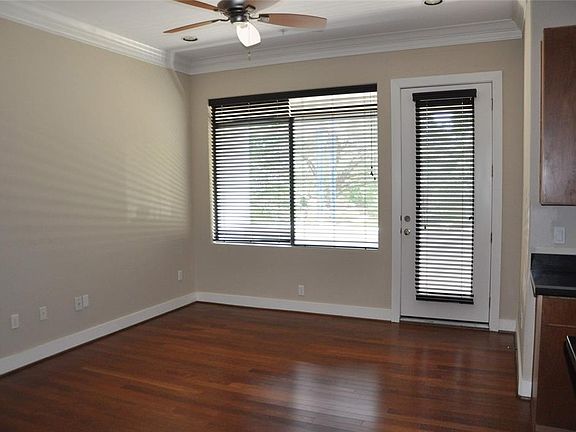 2nd image of 510 Lovett Blvd