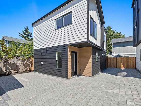 5th image of 724 N 89TH Street