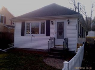 1223 Burden Lake Rd, Averill Park, NY 12018