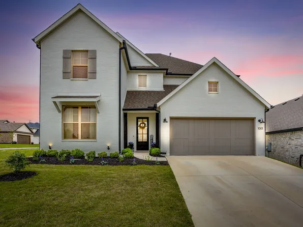 1001 Gannon Valley Trl, Weatherford, TX 76087