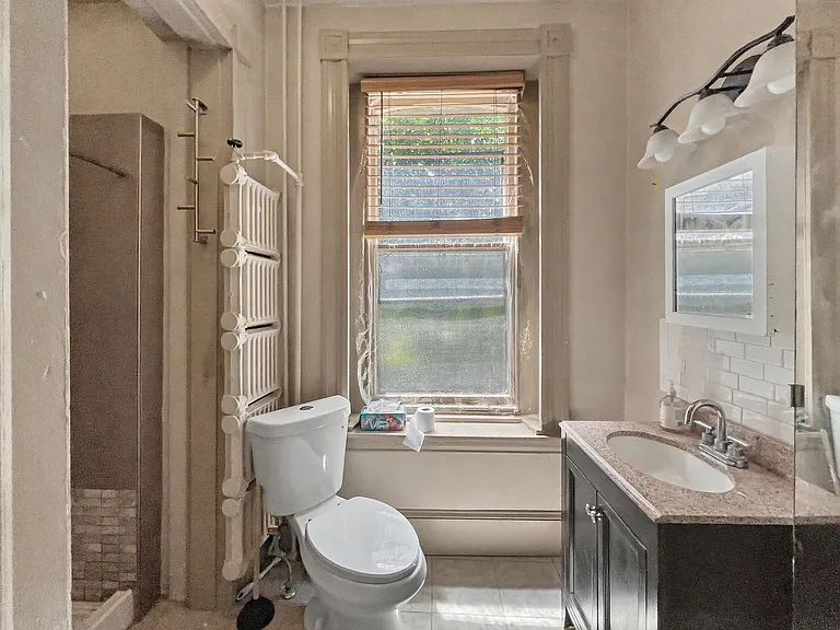 428 N Church St — Photo 19